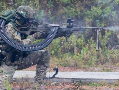 Scorpion: Το πολυβόλο των ρωσικών ειδικών δυνάμεων είναι σαν να έχει βγει από την ταινία Predator (βίντεο)
